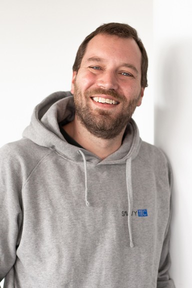 savvytec employee portrait of Martin Schmieschek, Software Developer