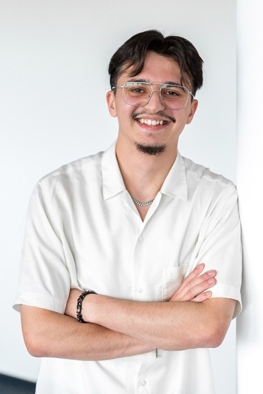 savvytec employee portrait of Rasim Osmani, Trainee